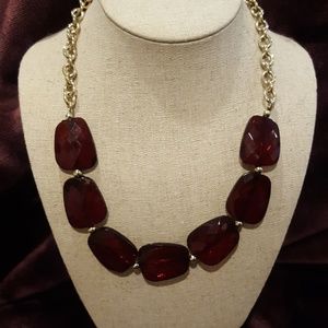 Striking evening necklace